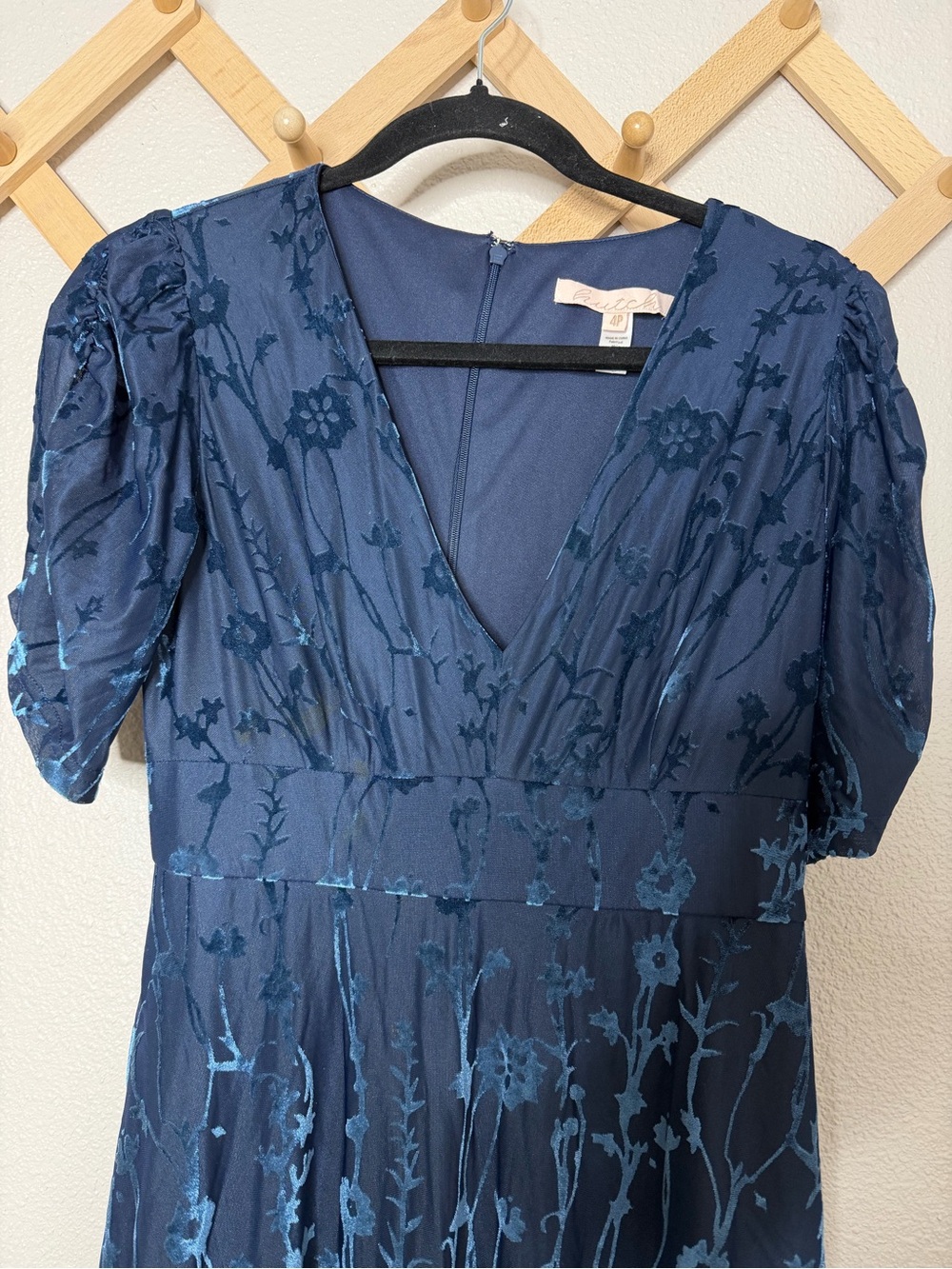 Anthropologie Hutch Puff Sleeve Velvet Navy Blue Floral Dress Sz 4p - Picture 3 of 10